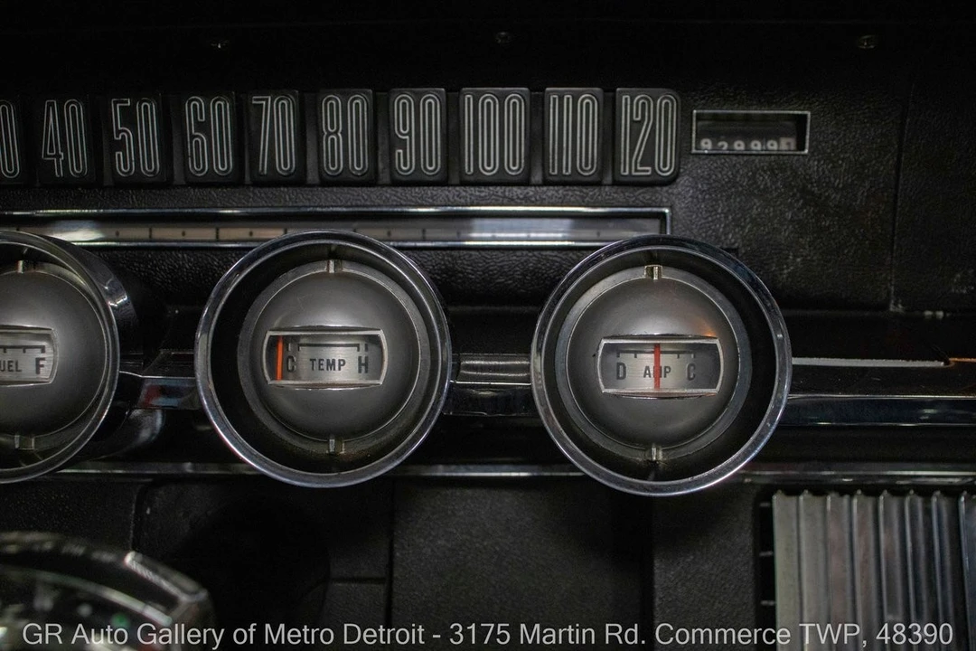 1966 Ford Thunderbird 4th Gen - Image 27 of 31
