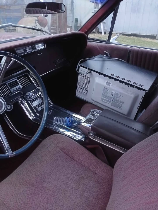 1966 Ford Thunderbird 3rd Gen - Image 4 of 10