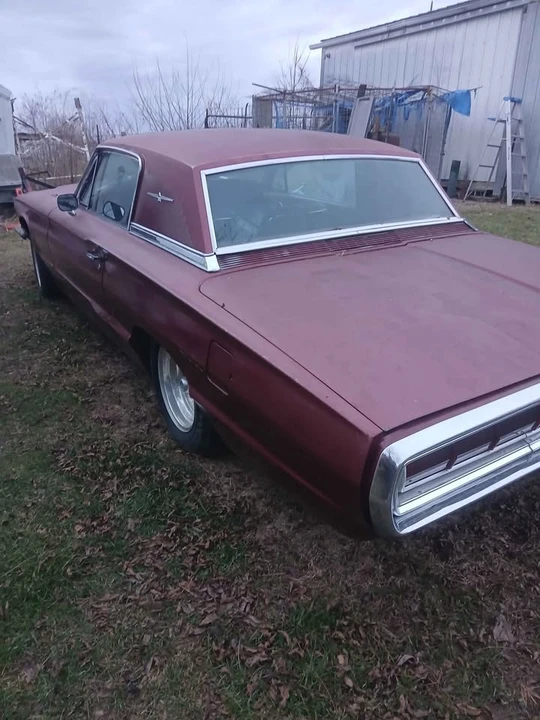 1966 Ford Thunderbird 3rd Gen - Image 9 of 10