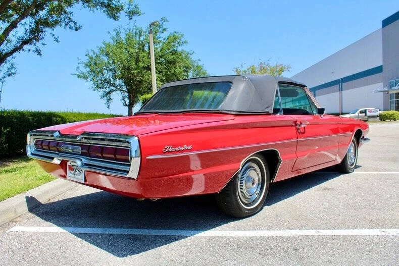 1966 Ford Thunderbird 4th Gen - Image 17 of 21