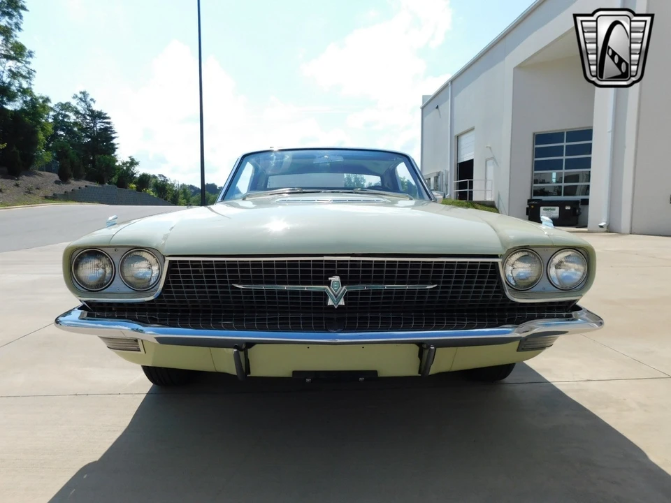 1966 Ford Thunderbird 3rd Gen - Image 4 of 12
