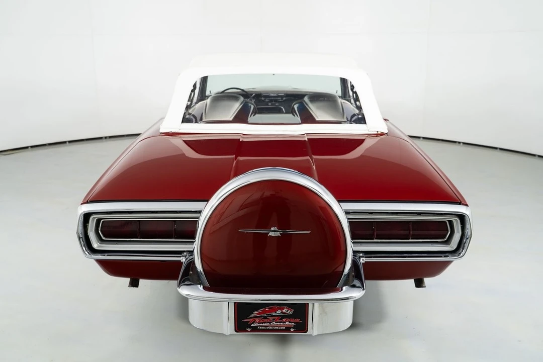 1966 Ford Thunderbird 4th Gen - Image 11 of 12