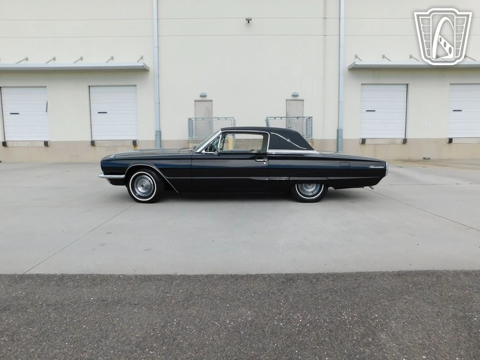 1966 Ford Thunderbird 3rd Gen - Image 8 of 21