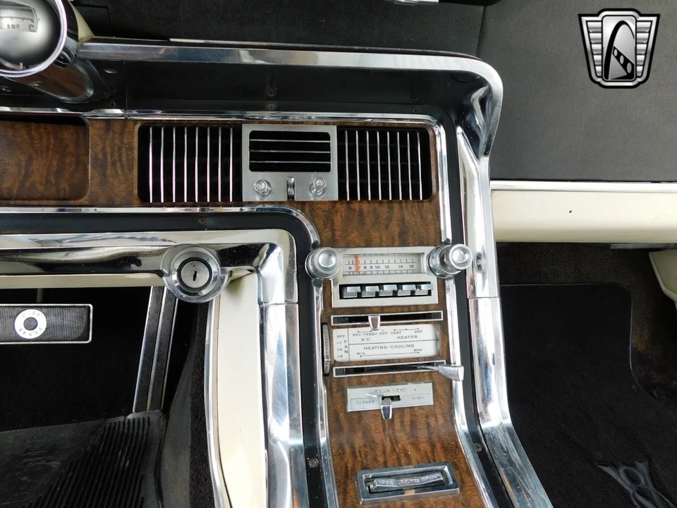 1966 Ford Thunderbird 3rd Gen - Image 13 of 21