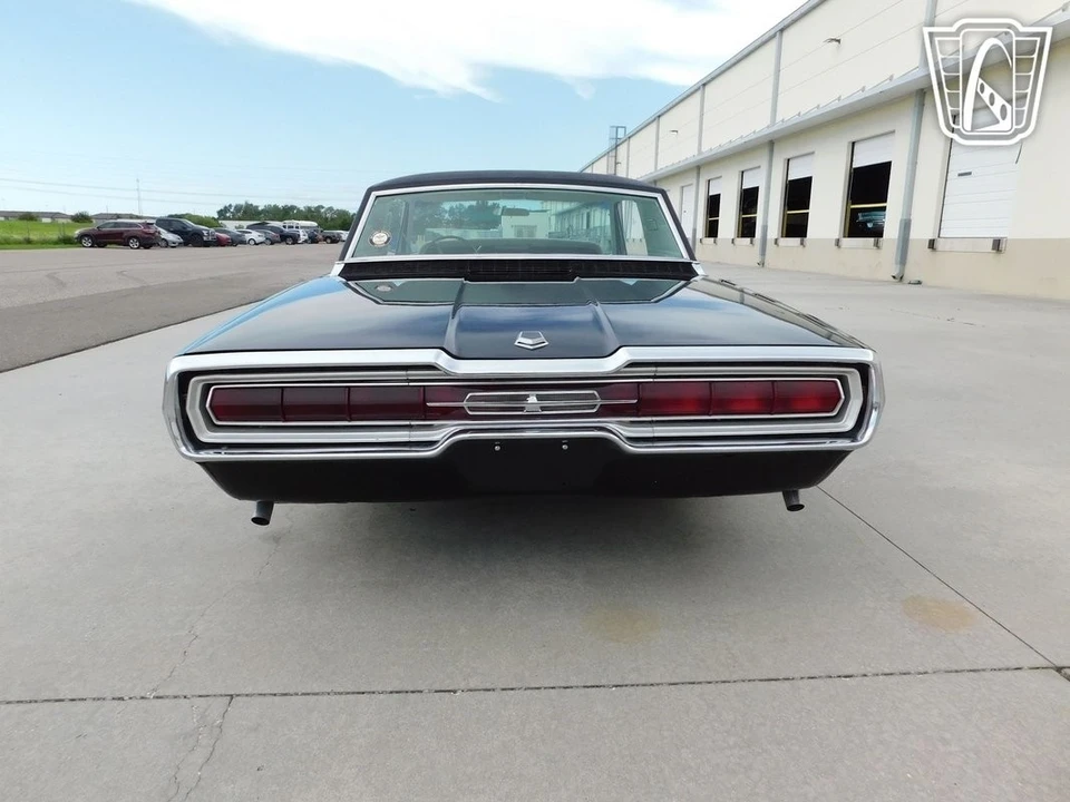 1966 Ford Thunderbird 3rd Gen - Image 7 of 21
