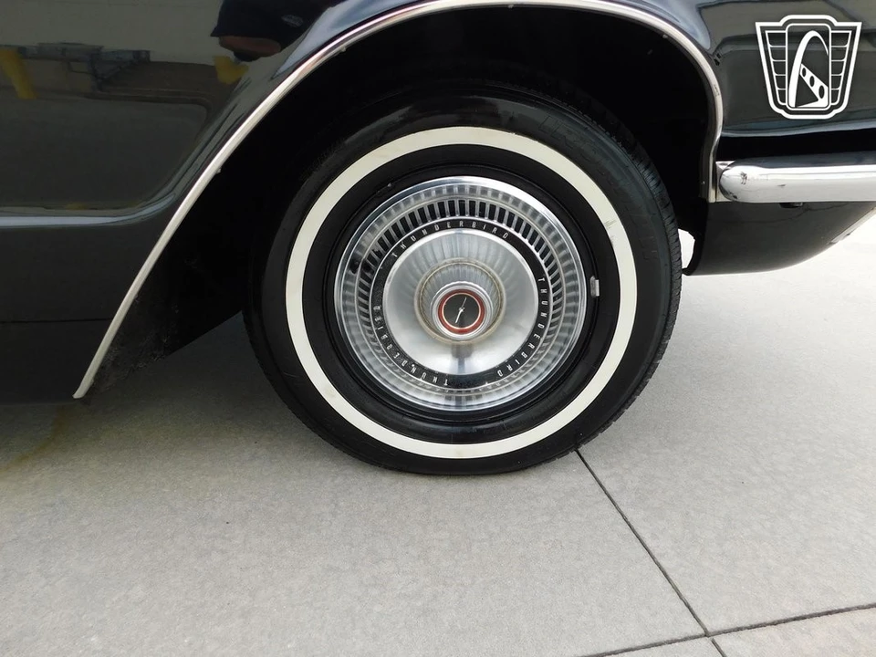 1966 Ford Thunderbird 3rd Gen - Image 15 of 21