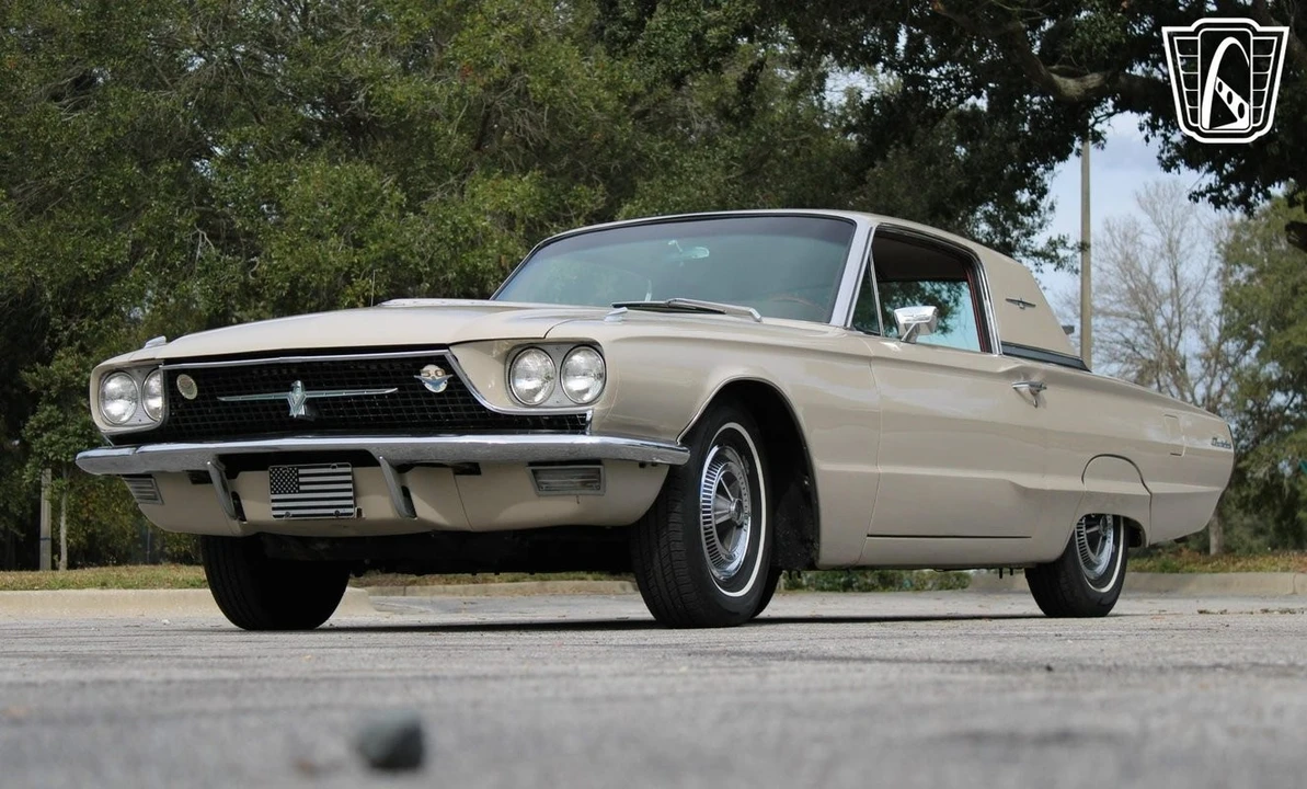 1966 Ford Thunderbird 3rd Gen - Image 4 of 12