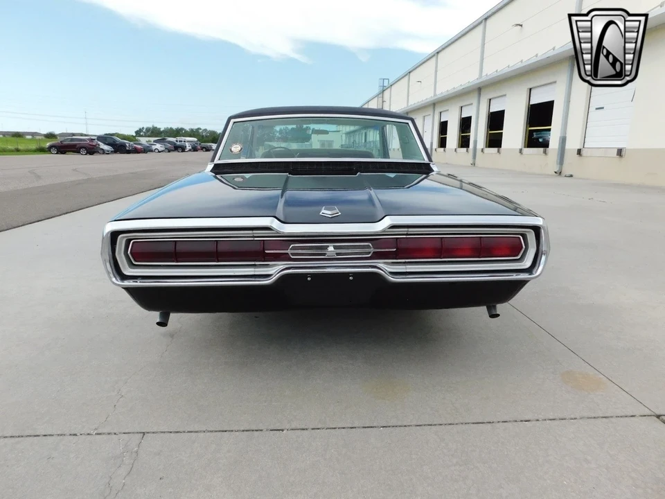 1966 Ford Thunderbird 3rd Gen - Image 7 of 21