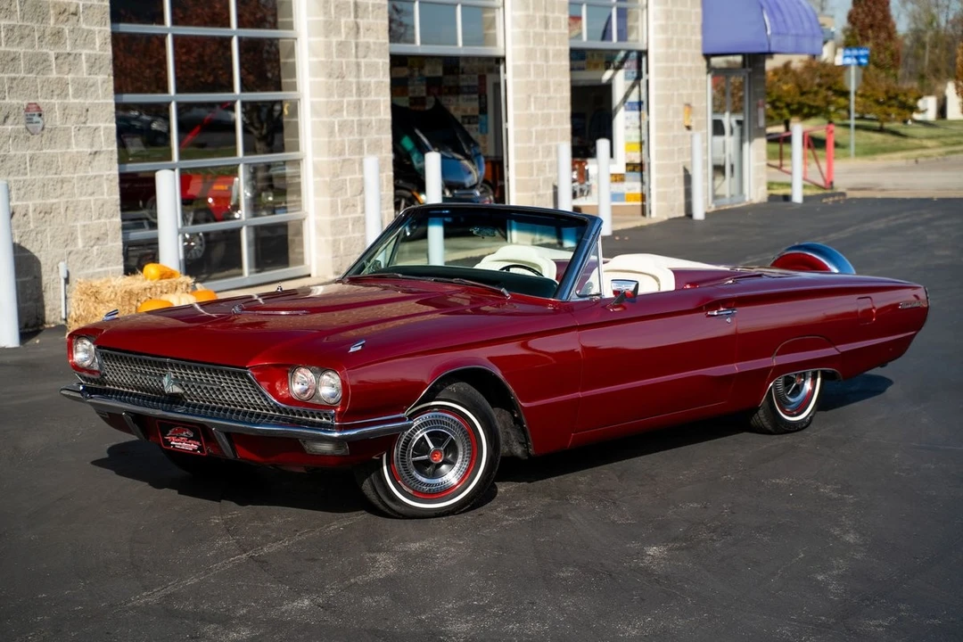 1966 Ford Thunderbird 4th Gen - Image 2 of 12
