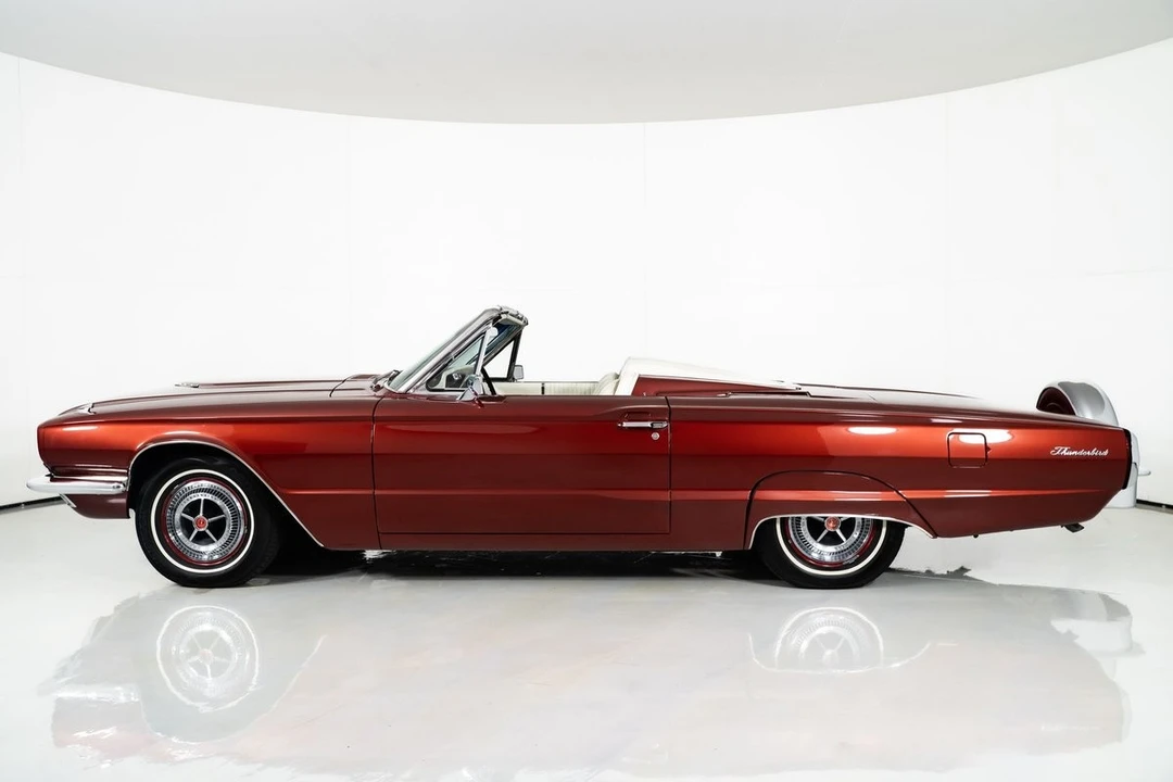 1966 Ford Thunderbird 4th Gen - Image 6 of 12