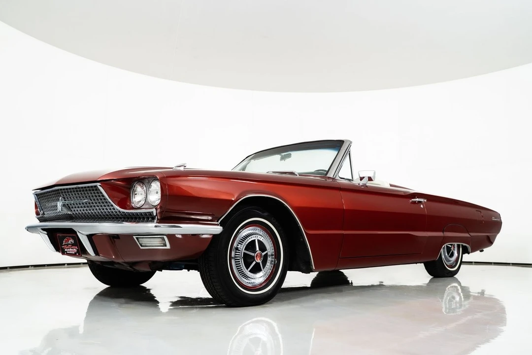 1966 Ford Thunderbird 4th Gen - Image 5 of 12