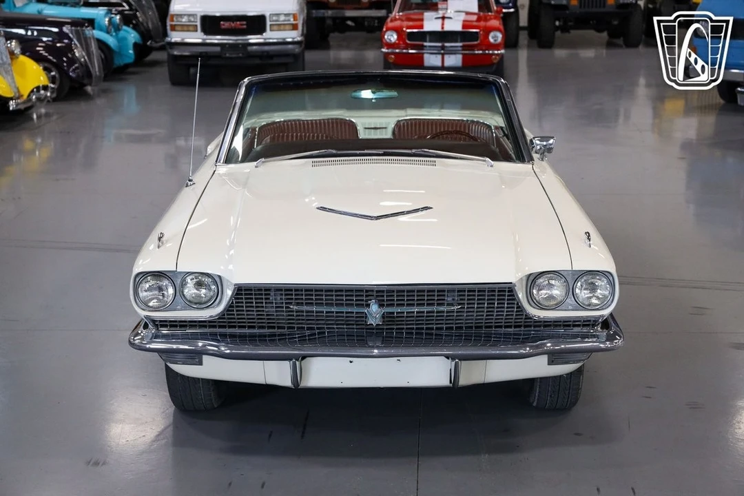1966 Ford Thunderbird 3rd Gen - Image 4 of 12