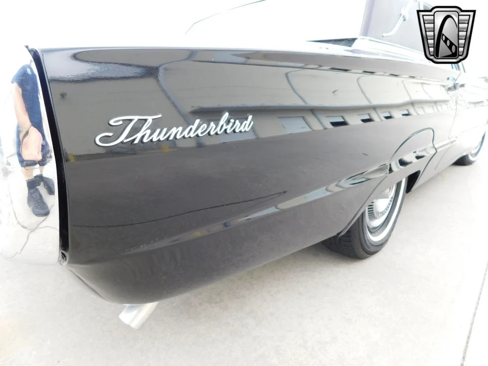 1966 Ford Thunderbird 3rd Gen - Image 10 of 21