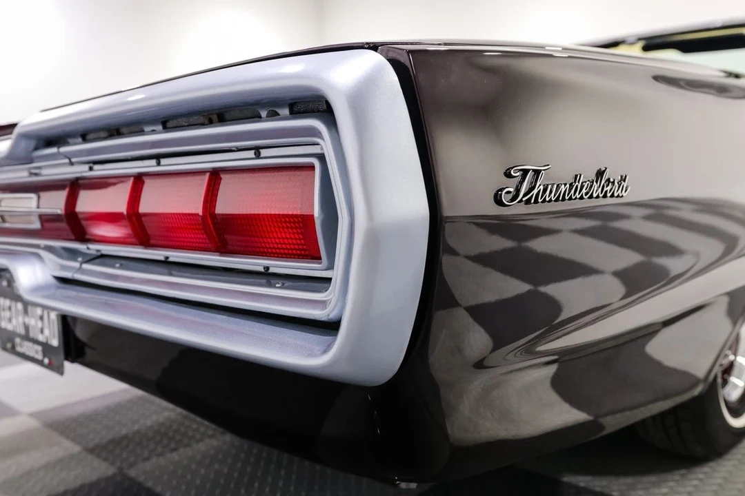 1966 Ford Thunderbird 3rd Gen - Image 13 of 21