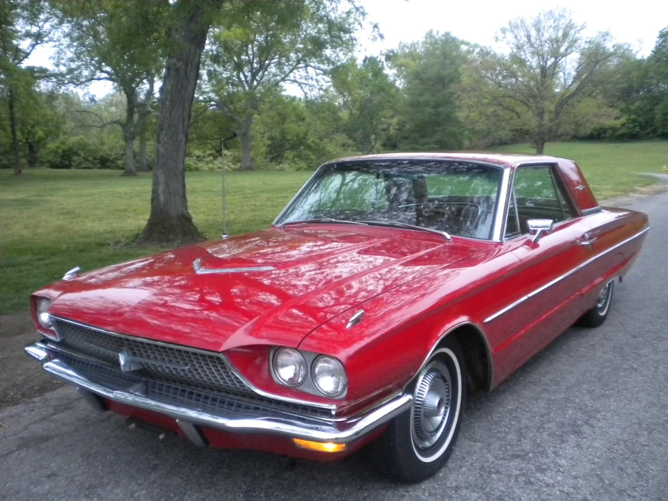 1966 Ford Thunderbird 4th Gen - Image 17 of 30