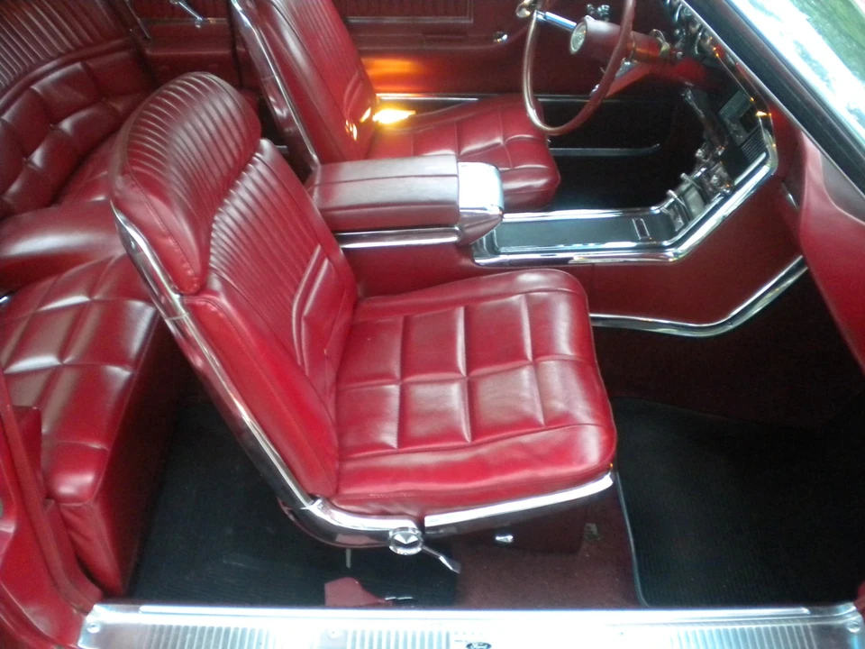1966 Ford Thunderbird 4th Gen - Image 8 of 30