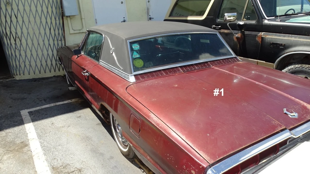 1966 Ford Thunderbird 4th Gen - Image 8 of 25