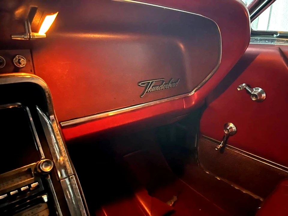 1966 Ford Thunderbird 4th Gen - Image 6 of 9
