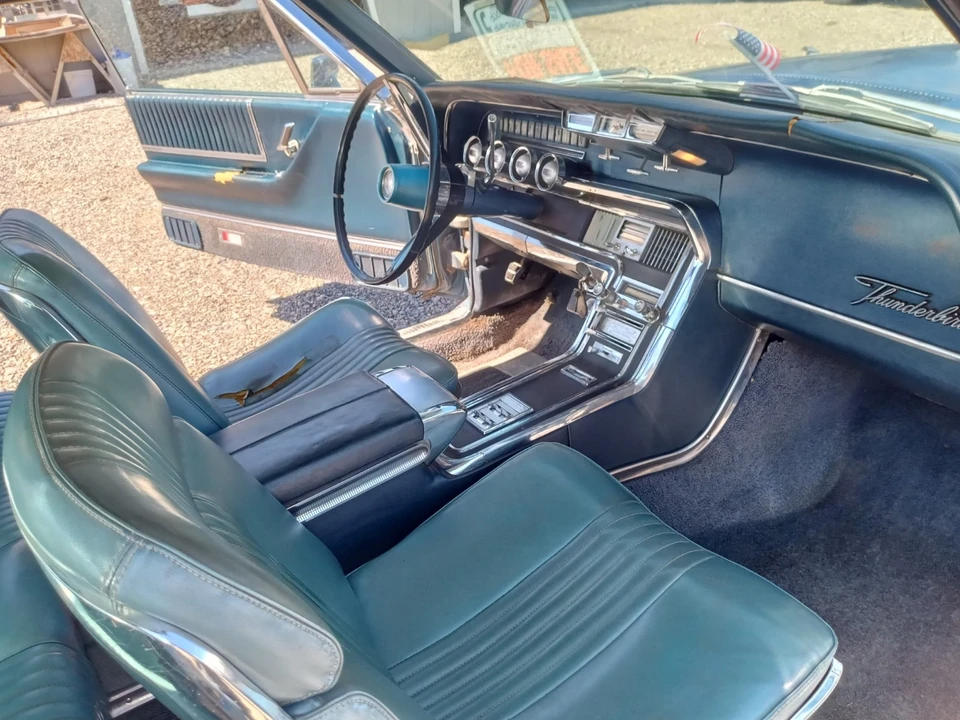 1966 Ford Thunderbird 4th Gen - Image 11 of 18