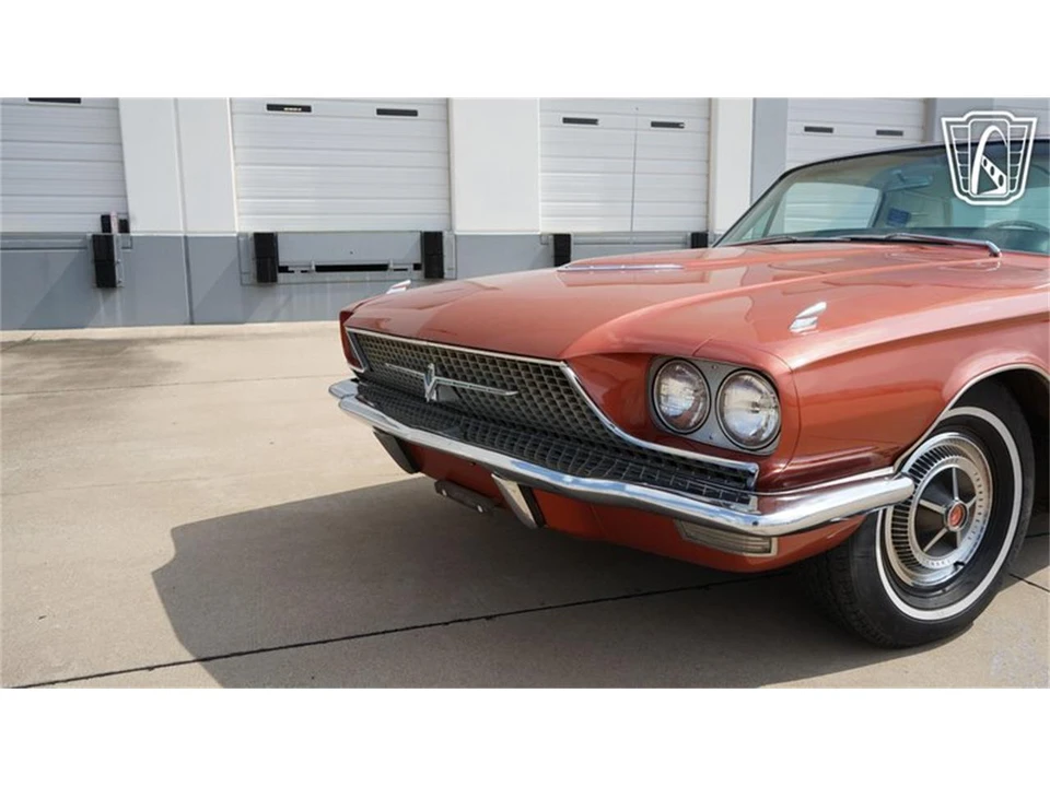 1966 Ford Thunderbird 4th Gen - Image 26 of 31