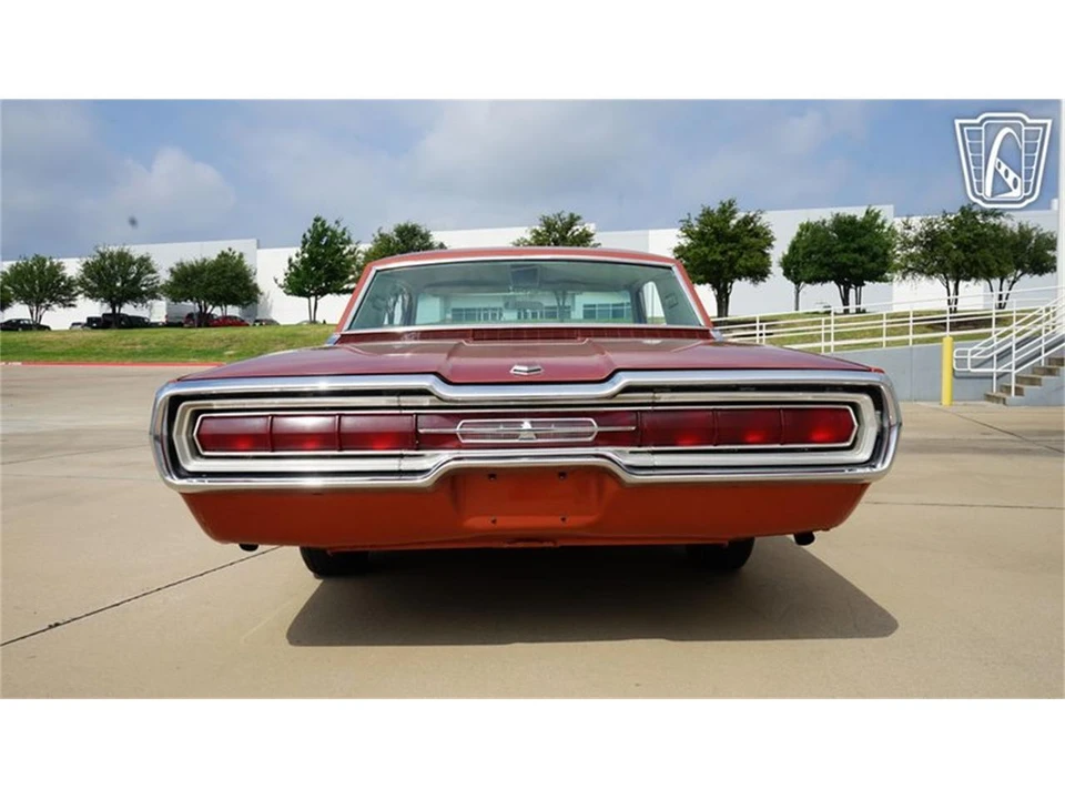 1966 Ford Thunderbird 4th Gen - Image 12 of 31