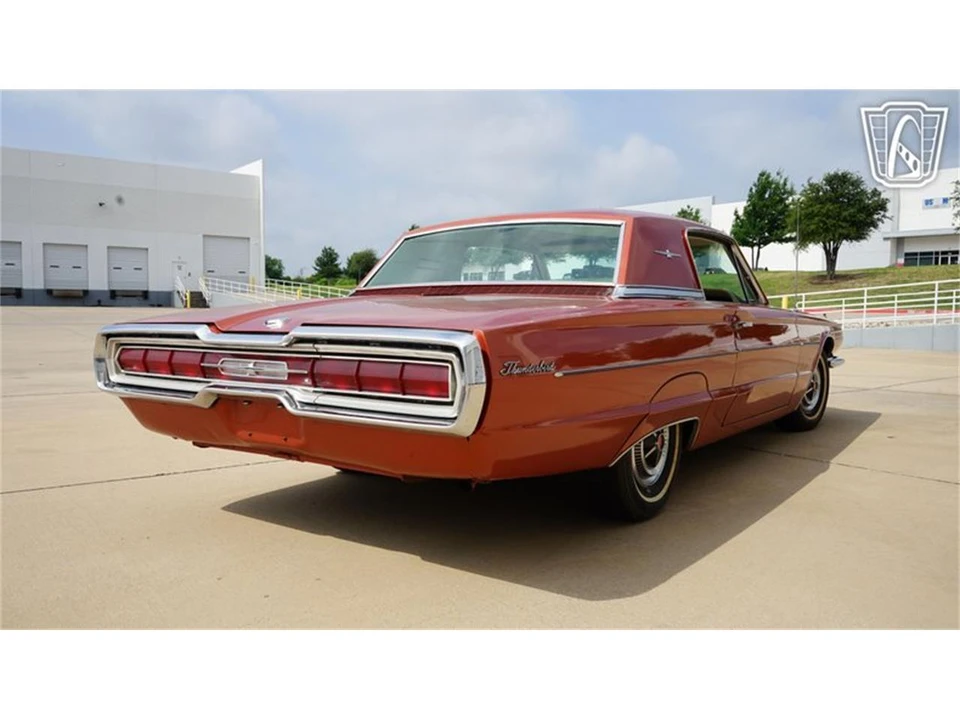 1966 Ford Thunderbird 4th Gen - Image 17 of 31