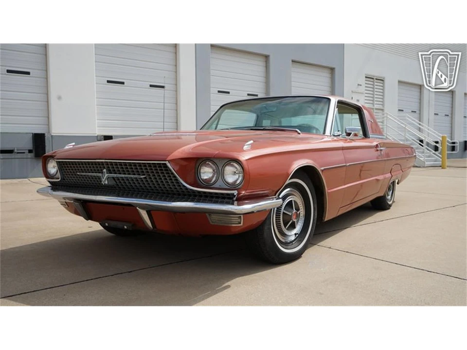 1966 Ford Thunderbird 4th Gen - Image 3 of 31