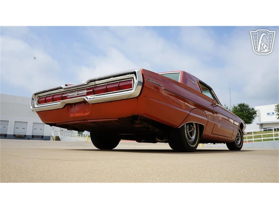 1966 Ford Thunderbird 4th Gen - Image 18 of 31