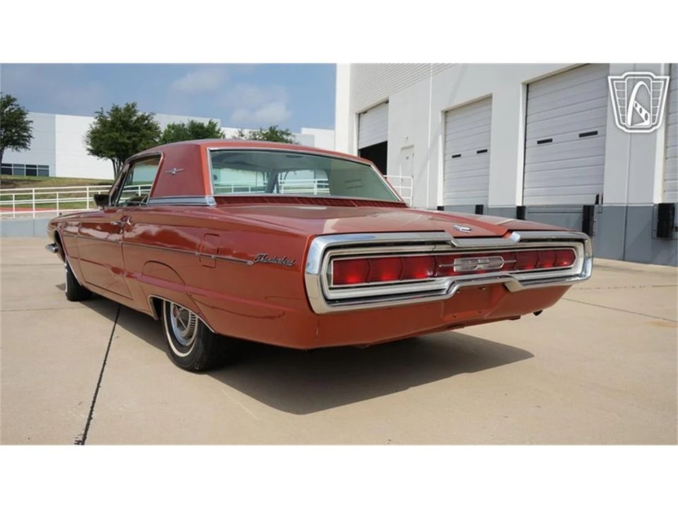 1966 Ford Thunderbird 4th Gen - Image 9 of 31