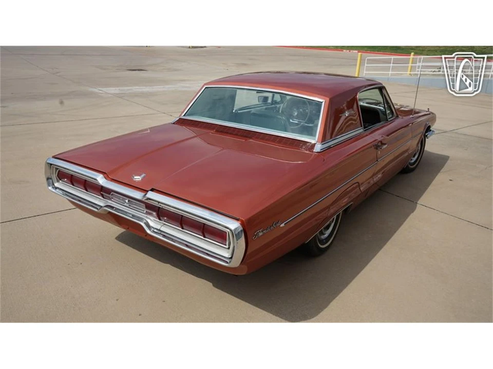 1966 Ford Thunderbird 4th Gen - Image 19 of 31