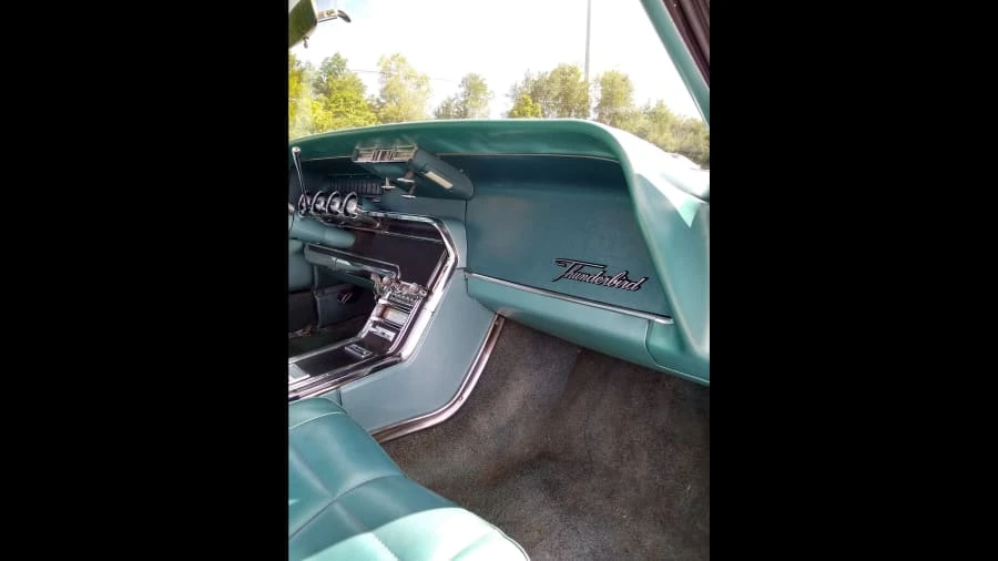 1966 Ford Thunderbird 4th Gen - Image 18 of 21
