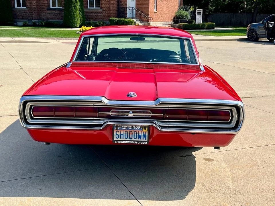 1966 Ford Thunderbird 4th Gen - Image 6 of 12