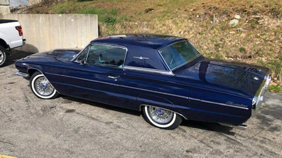1966 Ford Thunderbird 4th Gen - Image 2 of 7