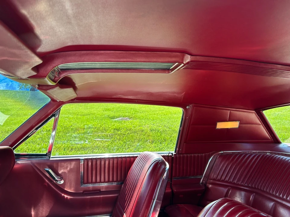 1966 Ford Thunderbird 4th Gen - Image 11 of 31