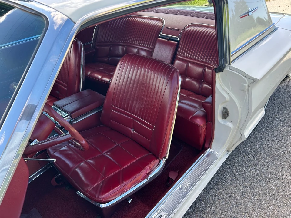 1966 Ford Thunderbird 4th Gen - Image 7 of 31