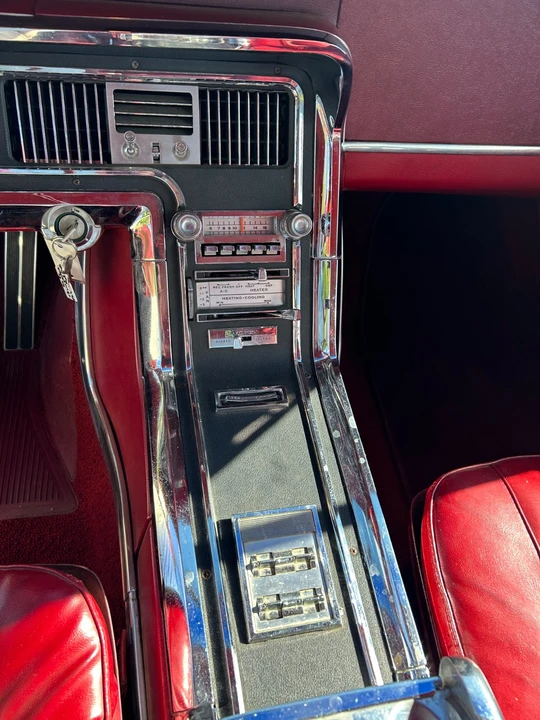 1966 Ford Thunderbird 4th Gen - Image 24 of 31