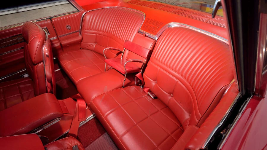 1966 Ford Thunderbird 4th Gen - Image 11 of 20
