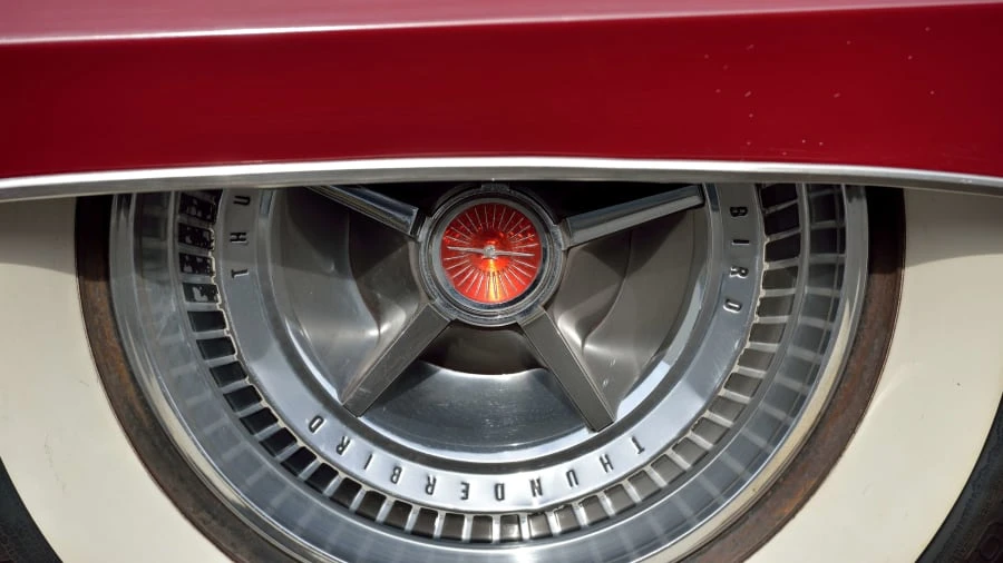 1966 Ford Thunderbird 4th Gen - Image 15 of 20