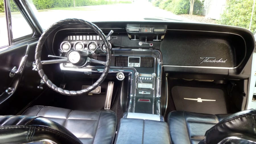 1966 Ford Thunderbird 4th Gen - Image 5 of 8