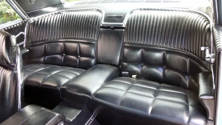 1966 Ford Thunderbird 4th Gen - Image 6 of 8