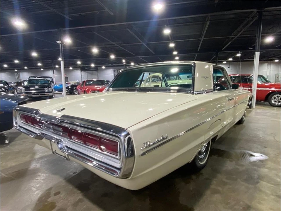 1966 Ford Thunderbird 4th Gen - Image 2 of 31