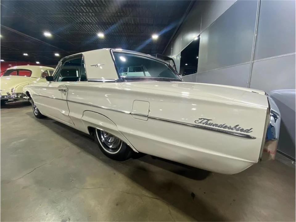 1966 Ford Thunderbird 4th Gen - Image 6 of 31