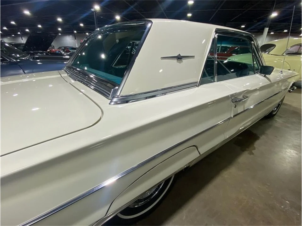 1966 Ford Thunderbird 4th Gen - Image 8 of 31