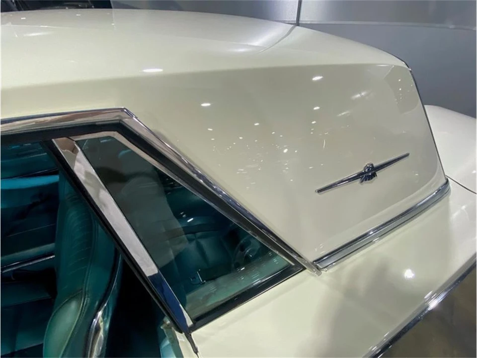 1966 Ford Thunderbird 4th Gen - Image 9 of 31