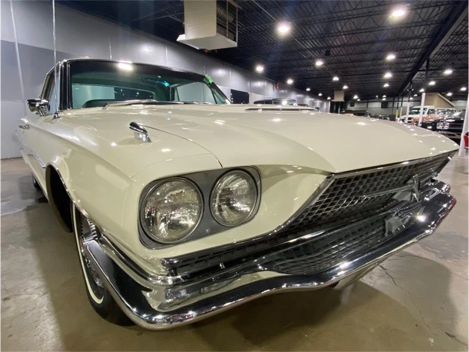 1966 Ford Thunderbird 4th Gen - Image 16 of 31