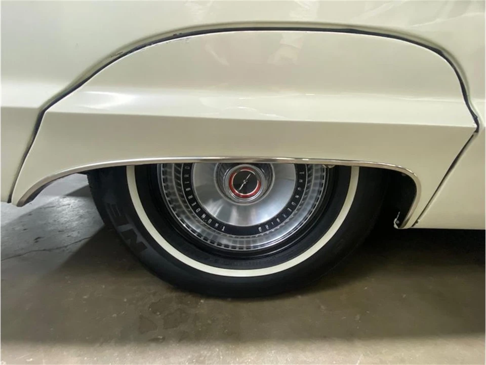 1966 Ford Thunderbird 4th Gen - Image 22 of 31