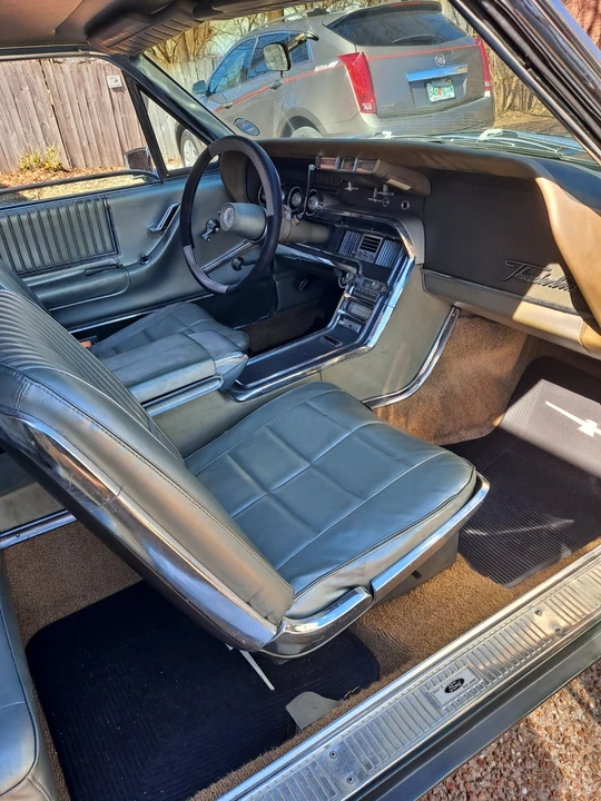 1966 Ford Thunderbird 4th Gen - Image 11 of 17
