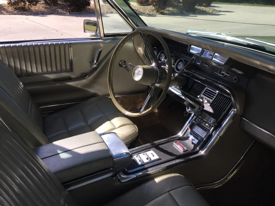 1966 Ford Thunderbird 4th Gen - Image 8 of 9