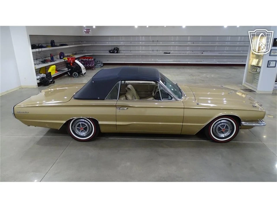 1966 Ford Thunderbird 4th Gen - Image 17 of 31