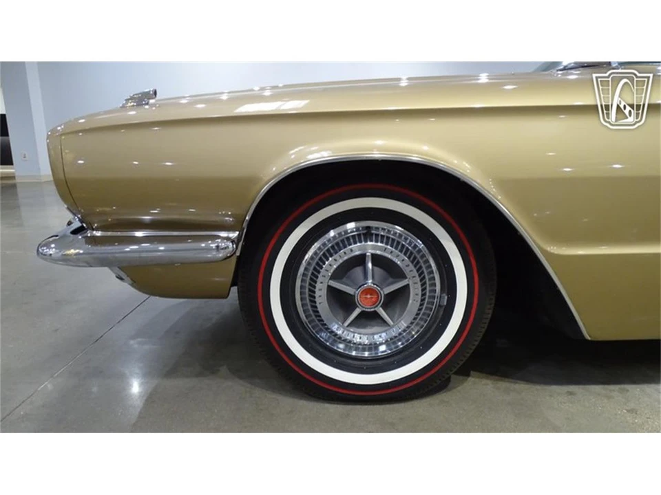 1966 Ford Thunderbird 4th Gen - Image 28 of 31